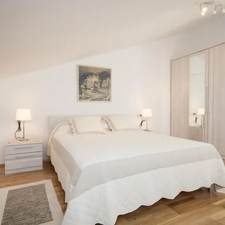 House Apartment